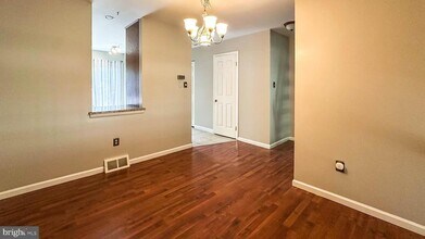 7 Pinehurst Ct in Reading, PA - Building Photo - Building Photo