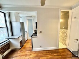 East 13th Street, Unit 3A in New York, NY - Building Photo
