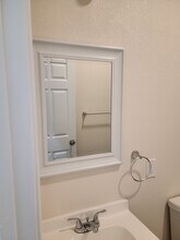 22806 Shady Forest Dr, Unit A in Elmendorf, TX - Building Photo - Building Photo