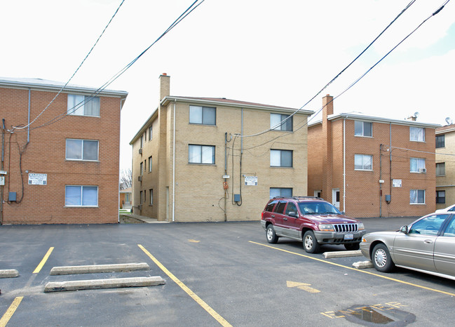 3123 Elm St in River Grove, IL - Foto de edificio - Building Photo