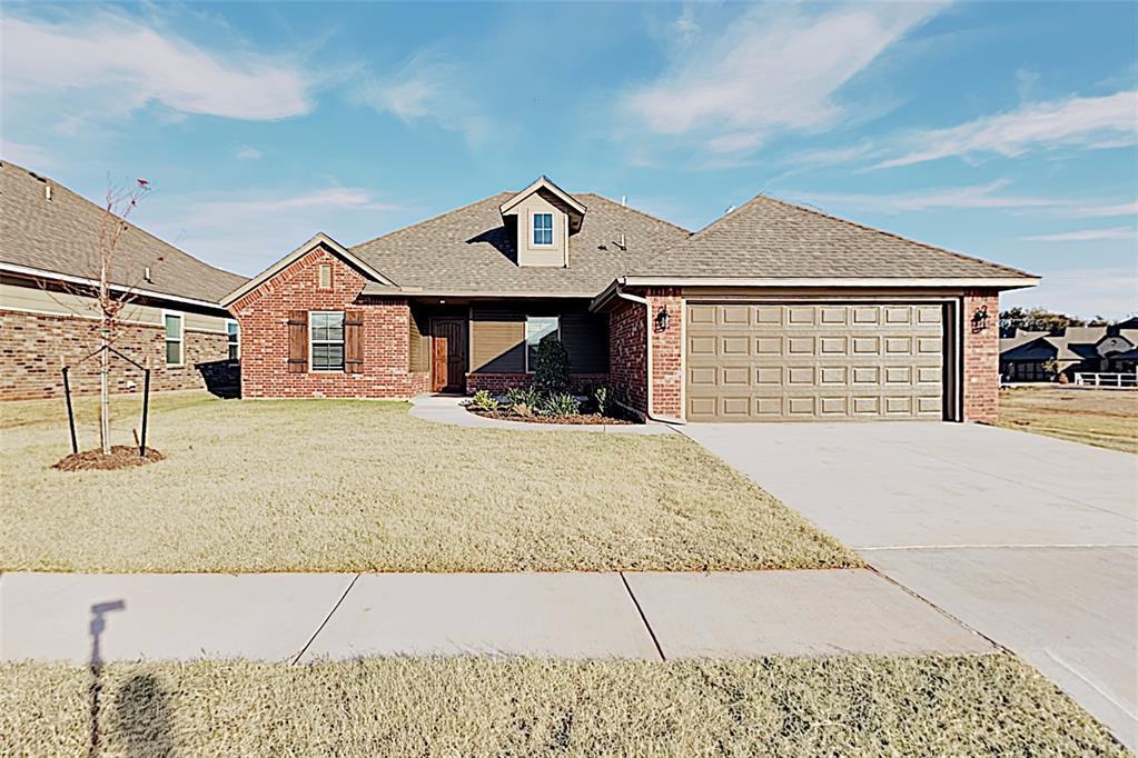 3616 Upland Ridge Dr in Yukon, OK - Building Photo