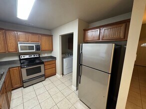 904 S Wood Ave in Fayetteville, AR - Building Photo - Building Photo