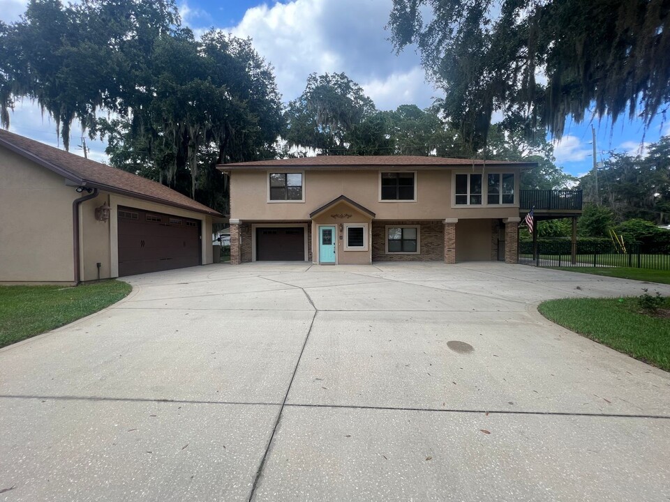 174 Eventide Drive in Fleming Island, FL - Foto de edificio