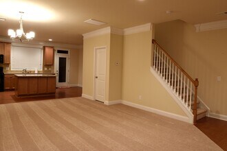 237 E Waterlynn Rd, Unit C in Mooresville, NC - Foto de edificio - Building Photo