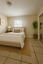 2125 Piedmont St in Orlando, FL - Building Photo - Building Photo