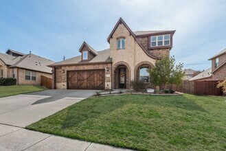 906 Oak St in Wylie, TX - Building Photo - Building Photo