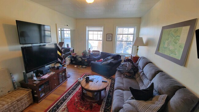 34 College Ave, Unit 41