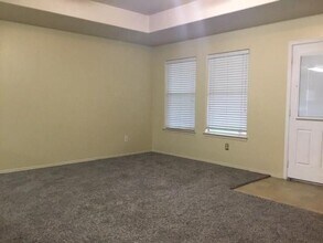 19031 Yaupon Ranch Dr in Cypress, TX - Building Photo - Building Photo
