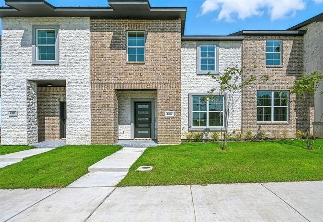 4319 Fayetteville Ave in Rowlett, TX - Building Photo