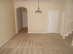 1141 Long Oak Way in Sanford, FL - Foto de edificio - Building Photo