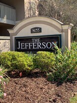 8155 Jefferson Hwy in Baton Rouge, LA - Building Photo