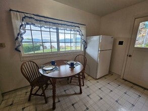 9180 Konocti Bay Rd in Kelseyville, CA - Building Photo - Building Photo