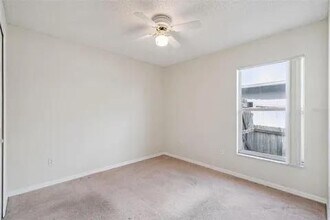 1942 Monkton Dr in Orlando, FL - Building Photo - Building Photo