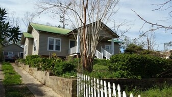 418 W Satsuma Rd in Chattahoochee, FL - Building Photo