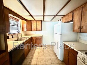 3548 E King Pl in Tulsa, OK - Building Photo - Building Photo