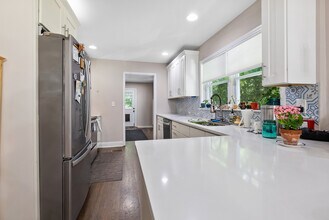 1311 Bernard St NW in Atlanta, GA - Building Photo - Building Photo