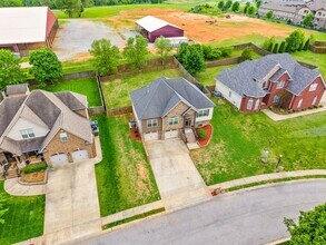 140 Covey Rise Circle in Clarksville, TN - Building Photo - Building Photo