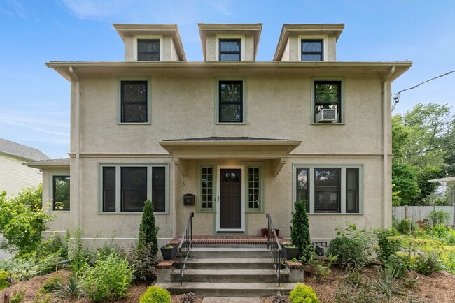 property at 53 Beverly Rd