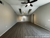 9302 Greens Point in San Antonio, TX - Foto de edificio - Building Photo