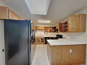 10236 Westward Dr in Fort Worth, TX - Foto de edificio - Building Photo