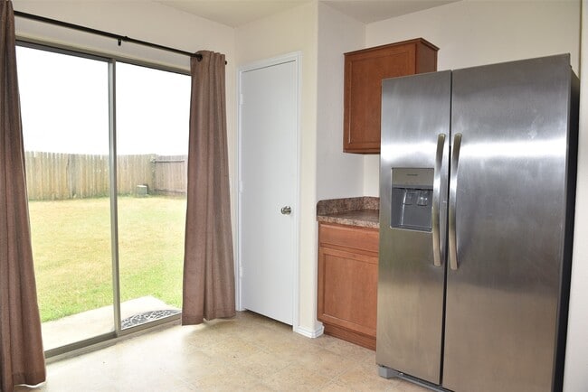 21319 Finbury Oaks Ln