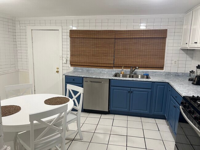 311 Oakland Ave SE in Atlanta, GA - Building Photo - Building Photo