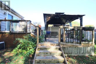 4244 York Dr in Niagara Falls, ON - Building Photo - Building Photo