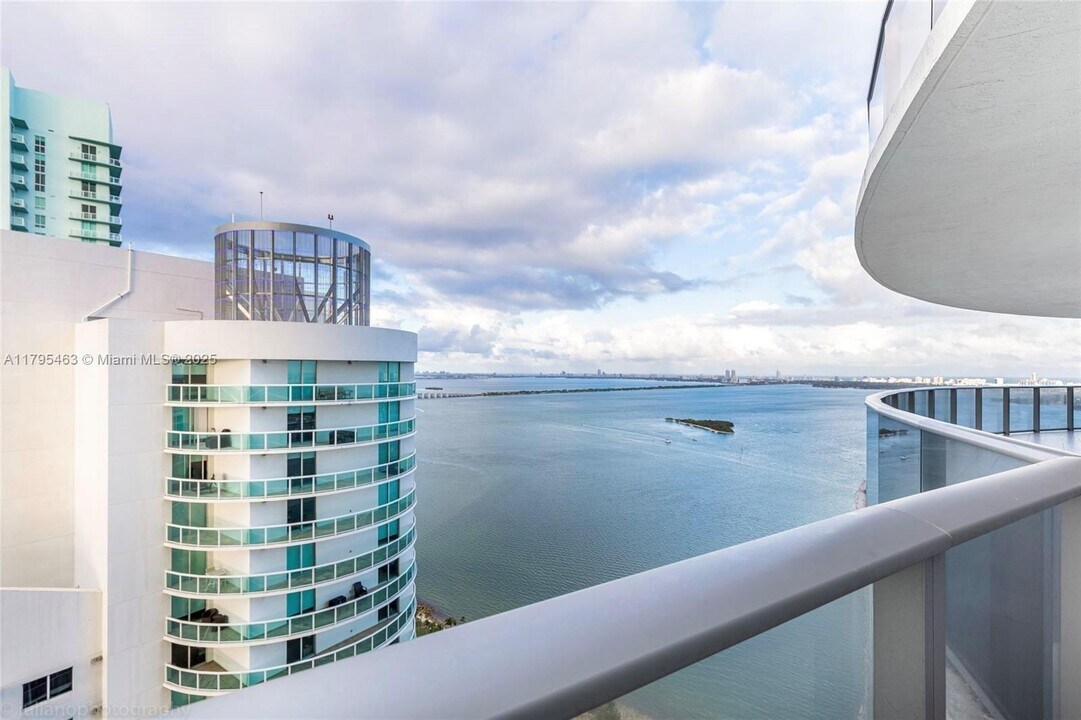 488 NE 18th St, Unit 3911 in Miami, FL - Foto de edificio