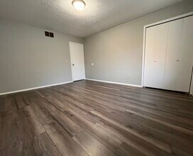 1936 Highland Park Road, Unit apt 3 in Wooster, OH - Building Photo - Building Photo