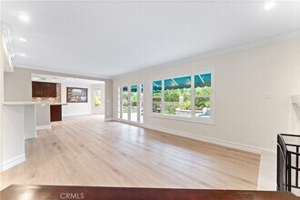 24832 Los Gatos Dr in Laguna Hills, CA - Foto de edificio - Building Photo