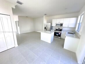 16261 SW 292nd St in Homestead, FL - Building Photo - Building Photo