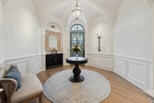 20 Lacewood Ln in Houston, TX - Building Photo