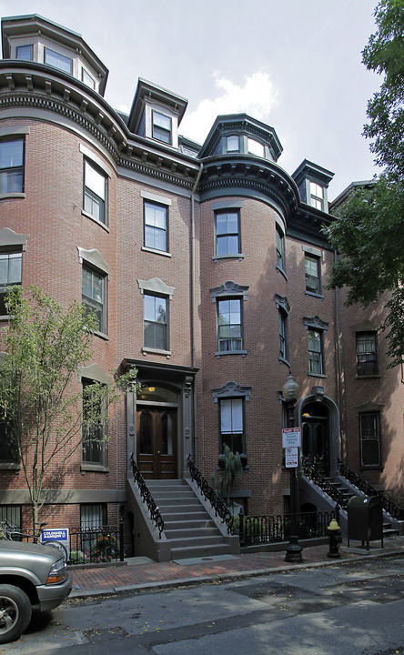 29 Upton St in Boston, MA - Building Photo