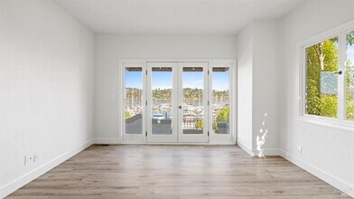 833 Bridgeway in Sausalito, CA - Building Photo - Building Photo