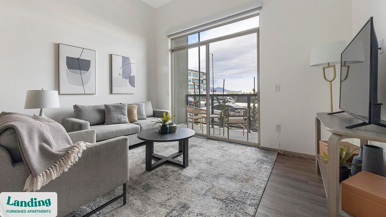 8475 Michael Cherry Ave in Las Vegas, NV - Building Photo