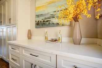 Hillside Terrace in Walnut Creek, CA - Building Photo - Building Photo