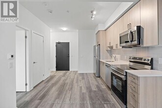 1480-1480 Bayly St in Pickering, ON - Building Photo - Building Photo