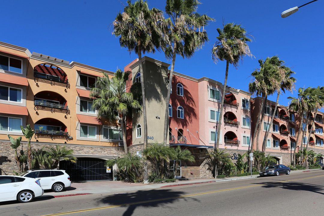 Pacific Shores Apartments in San Diego, CA - Foto de edificio