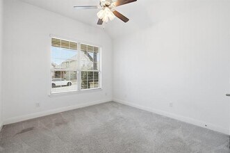 916 10th St in Argyle, TX - Building Photo - Building Photo