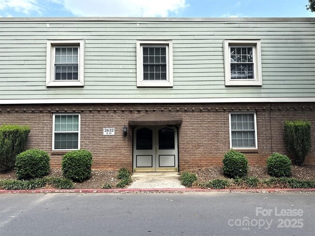 property at 2632 Park Rd