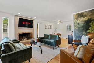 1516 Maple St in Columbia, SC - Building Photo