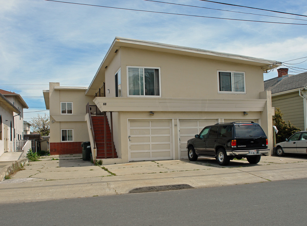 60 N Claremont St in San Mateo, CA - Foto de edificio