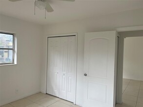 2242 Arthur St in Hollywood, FL - Building Photo - Building Photo