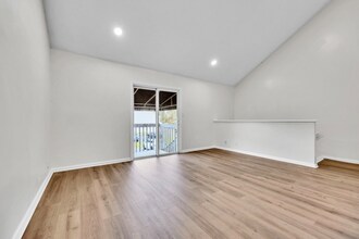 801 Burcale Rd in Myrtle Beach, SC - Building Photo - Building Photo