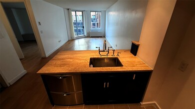 333 Rector Pl in New York, NY - Building Photo - Building Photo