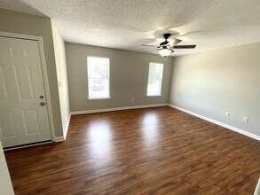 1022 Cherry Hills Ct in Athens, GA - Building Photo - Building Photo
