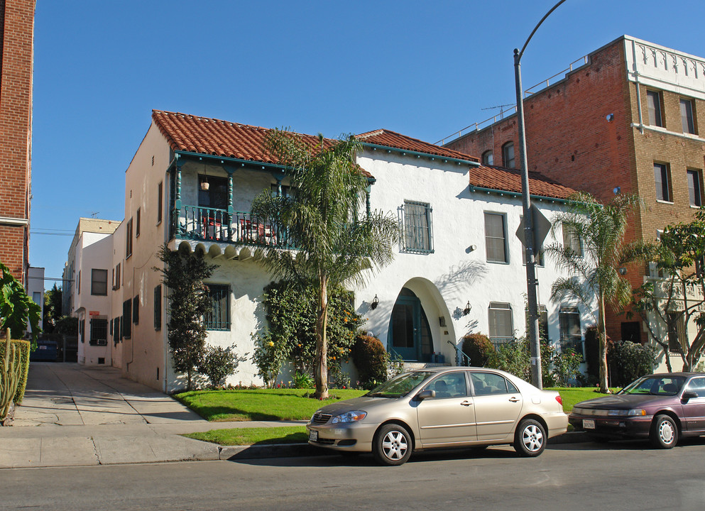 450 S Cochran Ave in Los Angeles, CA - Foto de edificio