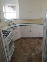 840 E Cypress St in Santa Maria, CA - Building Photo - Building Photo