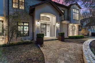 2409 Pemberton Pl in Austin, TX - Building Photo - Building Photo