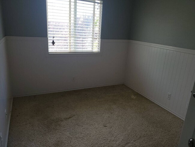 property at 1148 Northfield Rd